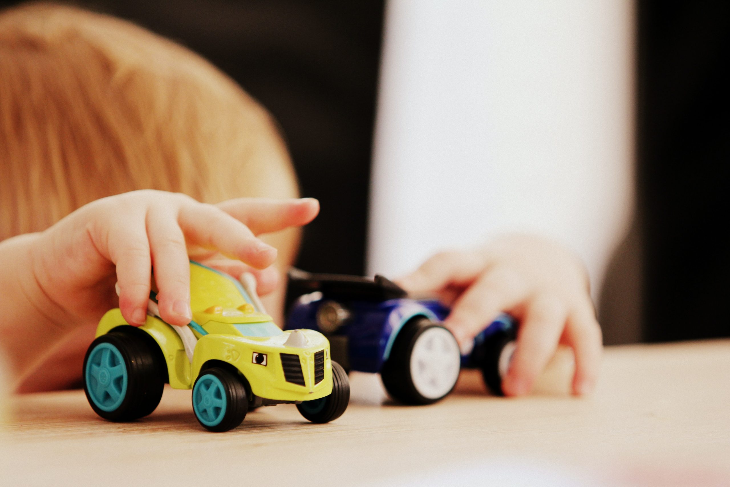 Girl toys vs boy toys: The experiment – BBC Stories